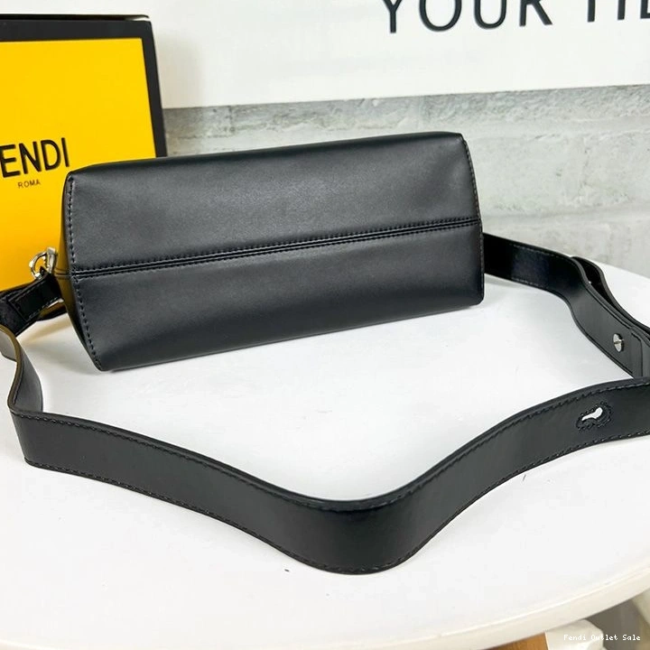 Affordable In Calf Leather Medium Way By Boston ROMA Black Bag The Logo Fendi 0720